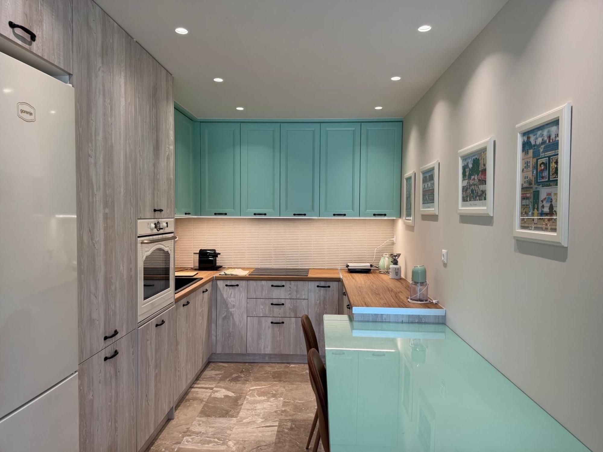 Modern, Chic, Near A Blue Flag Beach, 100 Sq M Apartment Corinth